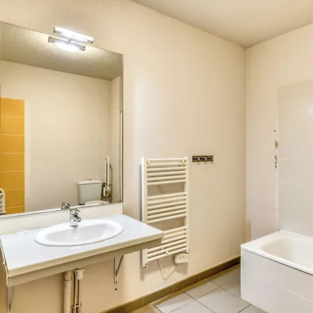 Vacanceole - Les Demeures De La Massane - Apart-hotel