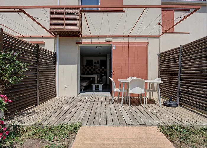 Vacanceole - Les Demeures De La Massane - 公寓式酒店 3*