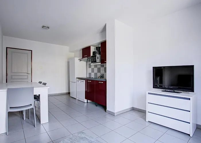 Vacanceole - Les Demeures De La Massane - Apart-hotel