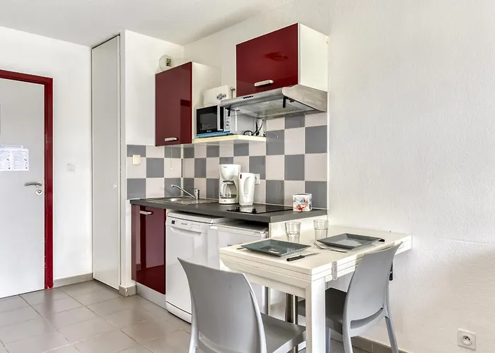 Vacanceole - Les Demeures De La Massane - 3*