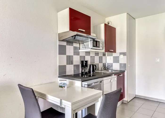 Apartmanhotel Vacanceole - Les Demeures De La Massane - 3*